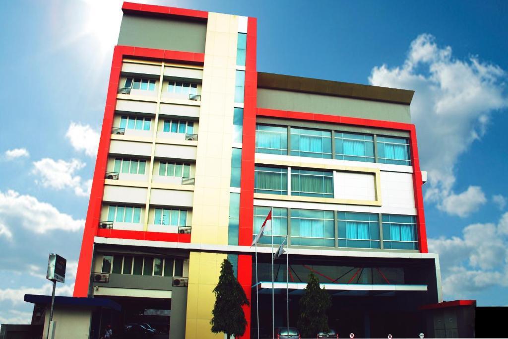 Yello Hotel Samarinda Exterior photo